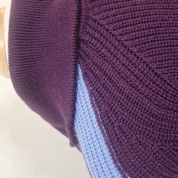 Icebreaker Women's Merino Lodge Long Sleeve Half Zip Sweater - NIGHTSHADE/ KYANI - Picture 8 of 11